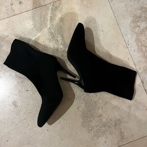 Chic Black Heeled Boots for Women